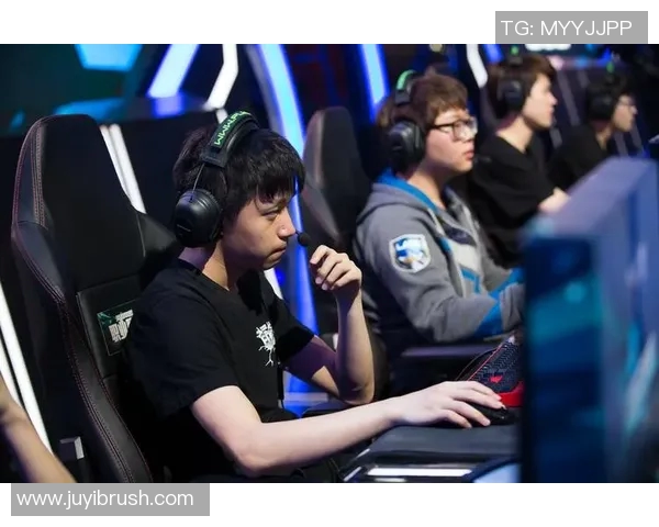 CSGO赛事揭秘:深入分析EDG战队的耐力与战术策略
